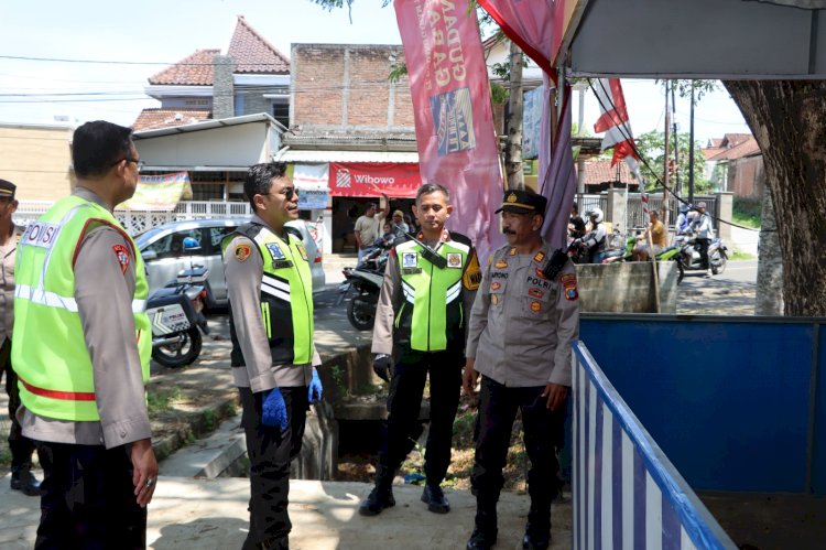 Harkamtibmas Jelang Nataru Polres Tulungagung Gelar Patroli Motor di JLS